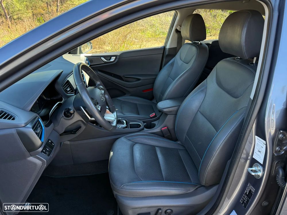 Hyundai Ioniq 1.6 GDI HEV Hybrid Tech - 17
