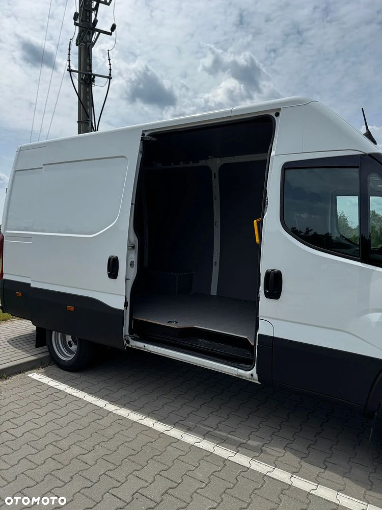 Iveco DAILY - 20