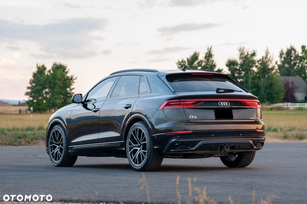 Audi Q8 55 TFSI quattro tiptronic - 7