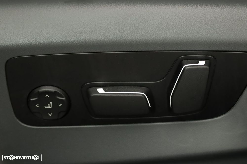 BMW i5 xDrive40 Edição Desportiva M - 26