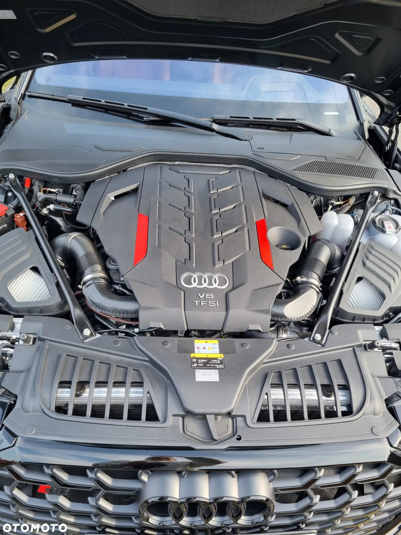 Audi S8 - 11