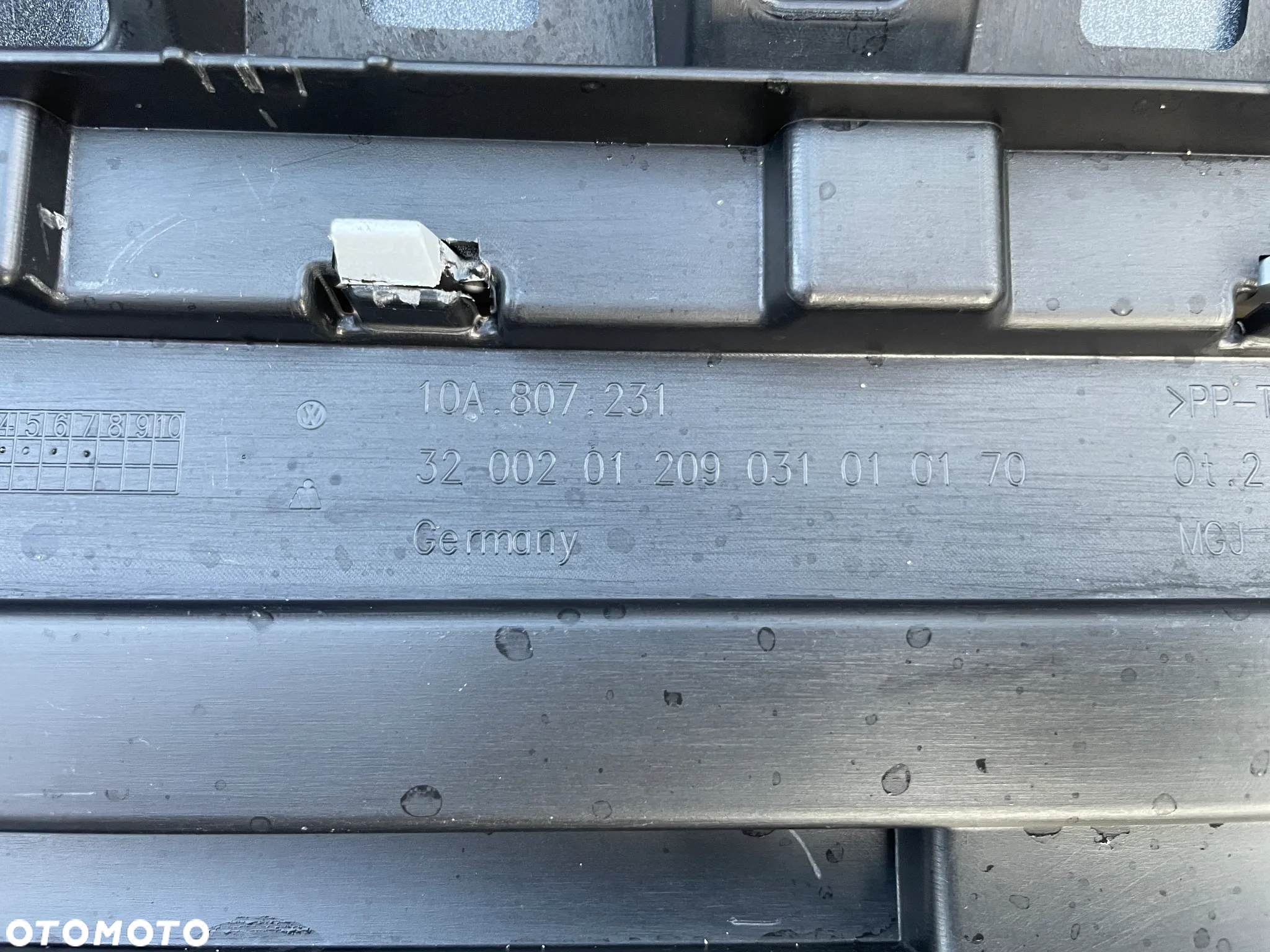 VW ID3 ID.3 ID 3 ZDERZAK PRZEDNI WZMOCNIENIE ORYGINALNY BIAŁY S9R 10A805915 10A807231 - 12