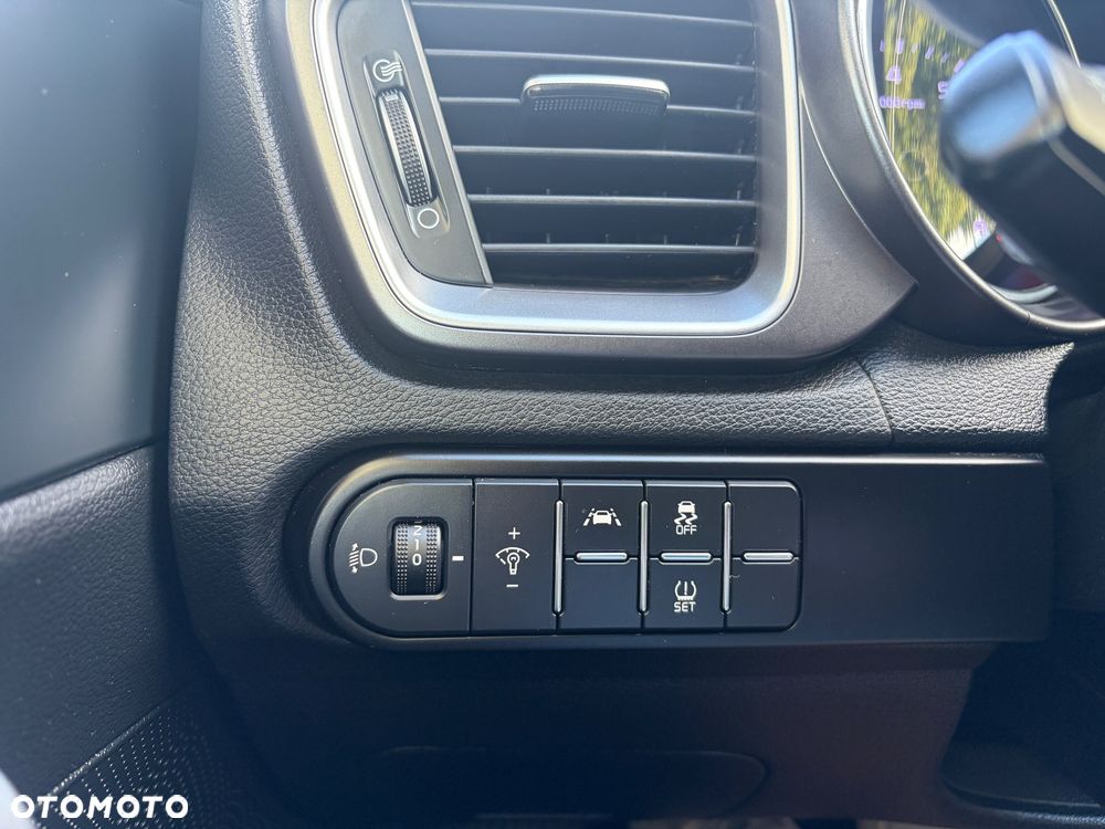 Kia Ceed 1.0 T-GDI L Business Line - 19