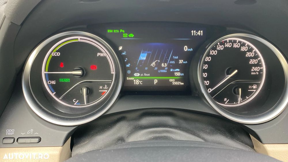 Toyota Camry 2.5 Dynamic - 10