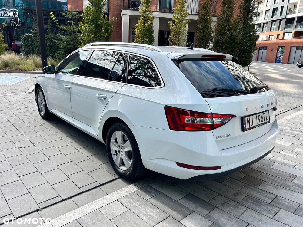 Skoda Superb 1.5 TSI Ambition DSG - 16