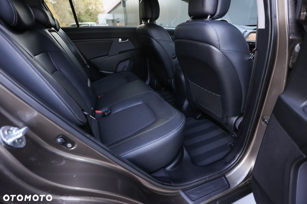 Kia Sportage - 16