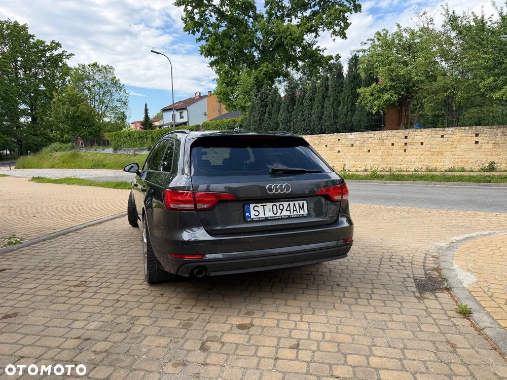 Audi A4 Avant 2.0 TDI - 4