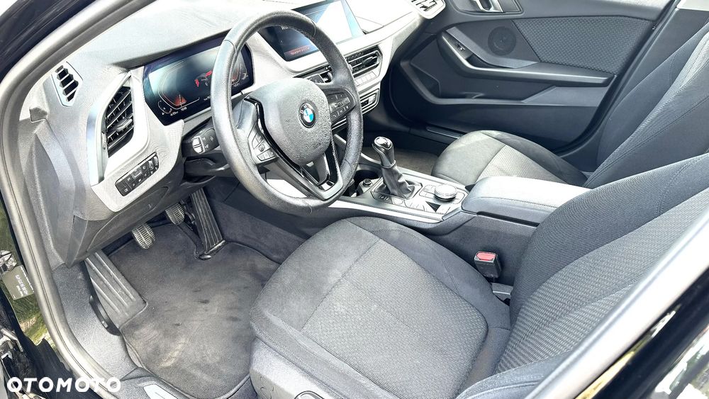 BMW Seria 1 118i Advantage - 13