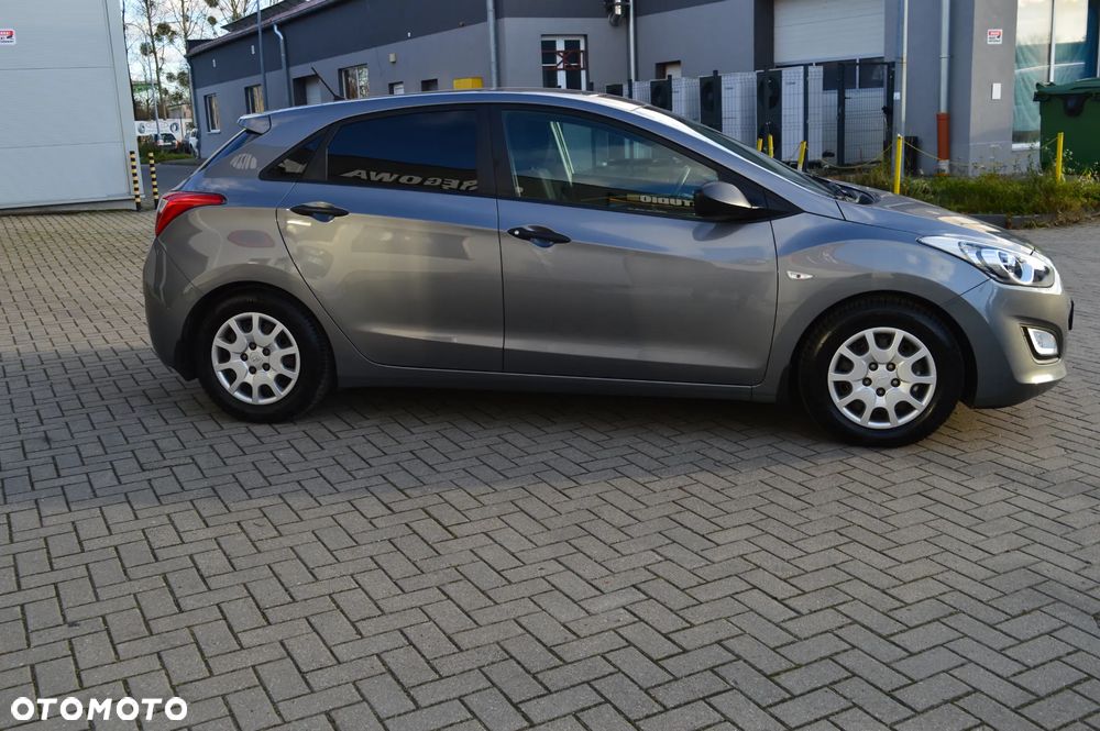 Hyundai i30 i30cw 1.4 Fifa World Cup Edition - 9