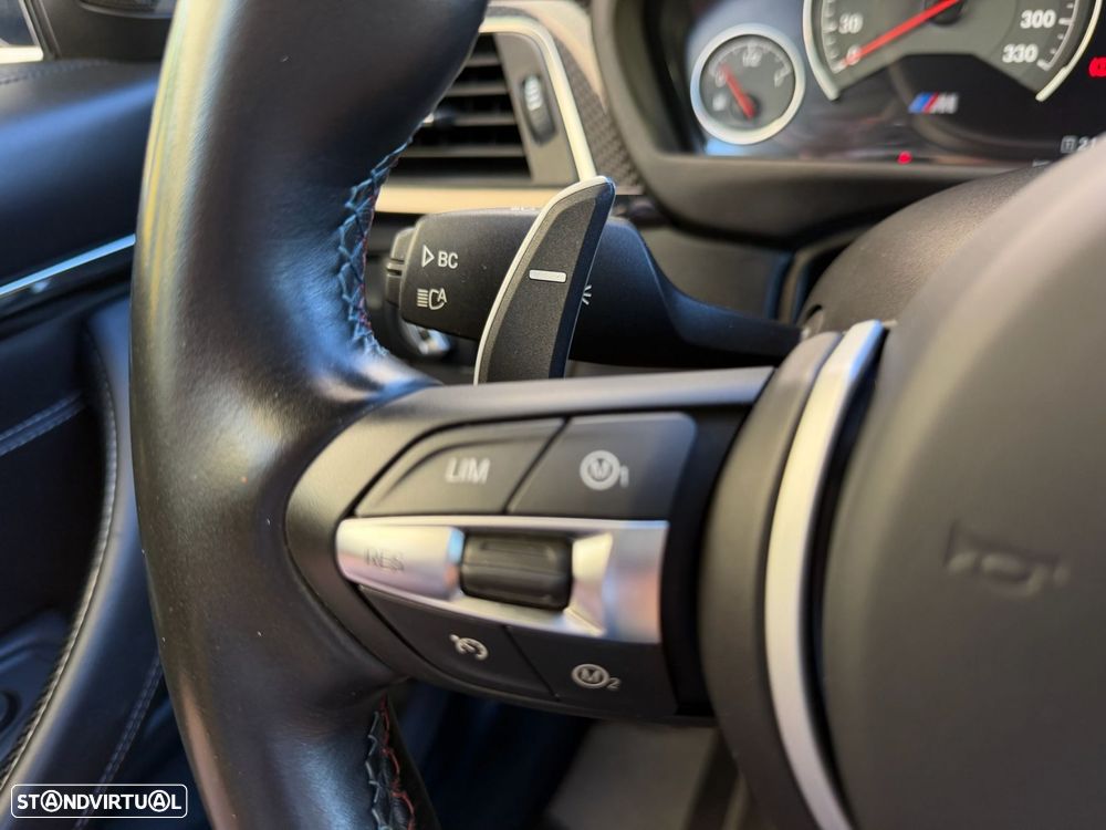 BMW M4 Auto - 23