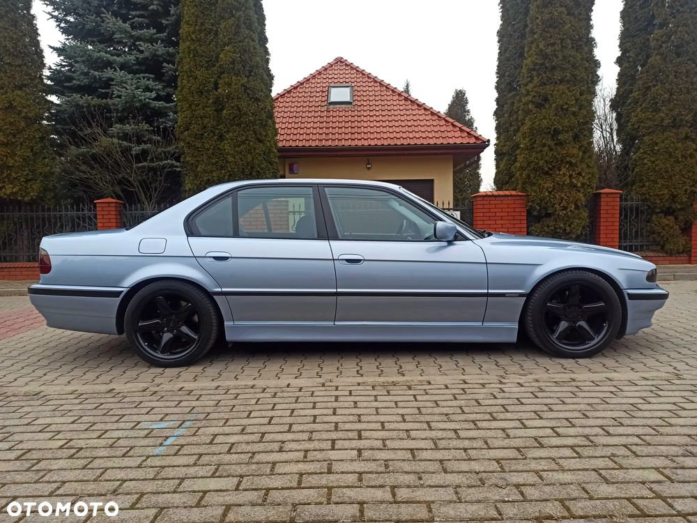BMW Seria 7 - 3