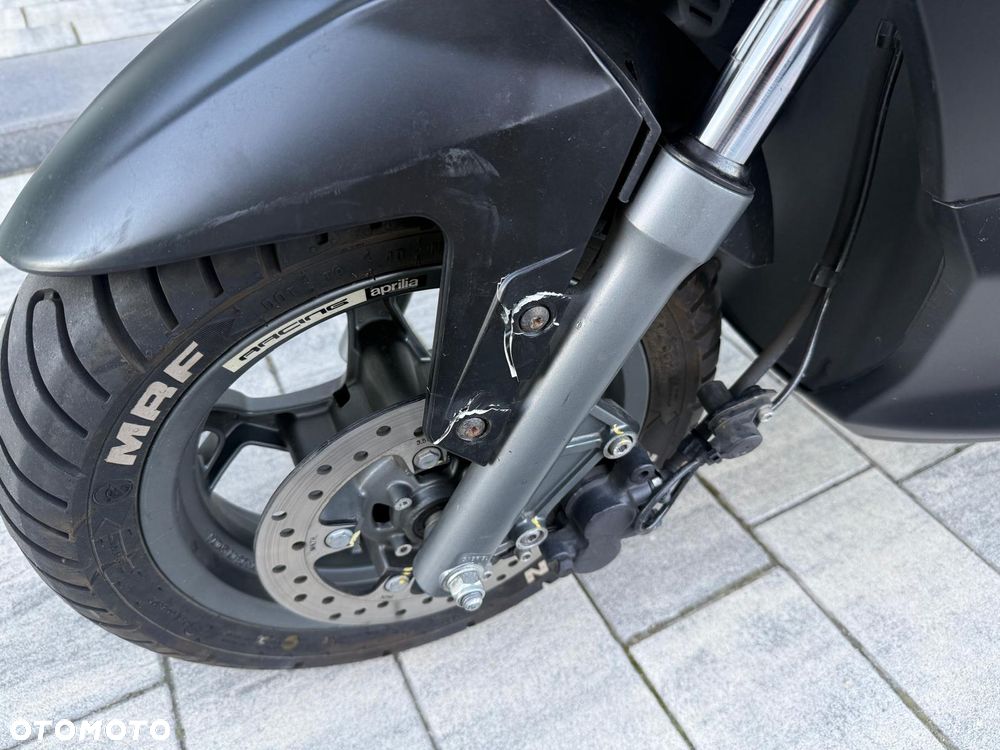 Aprilia SR - 9