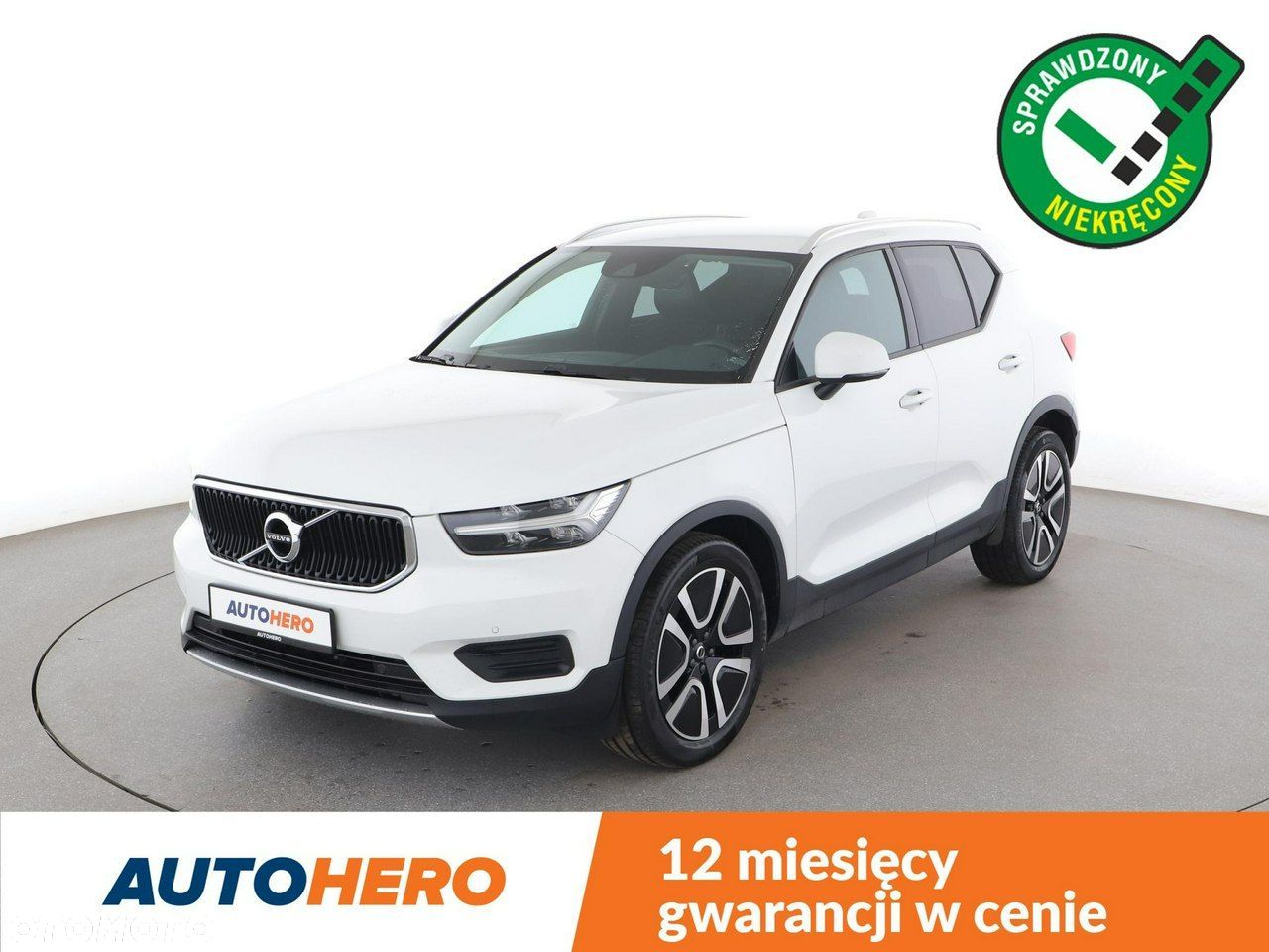 Volvo XC 40 D3 AWD Momentum - 1