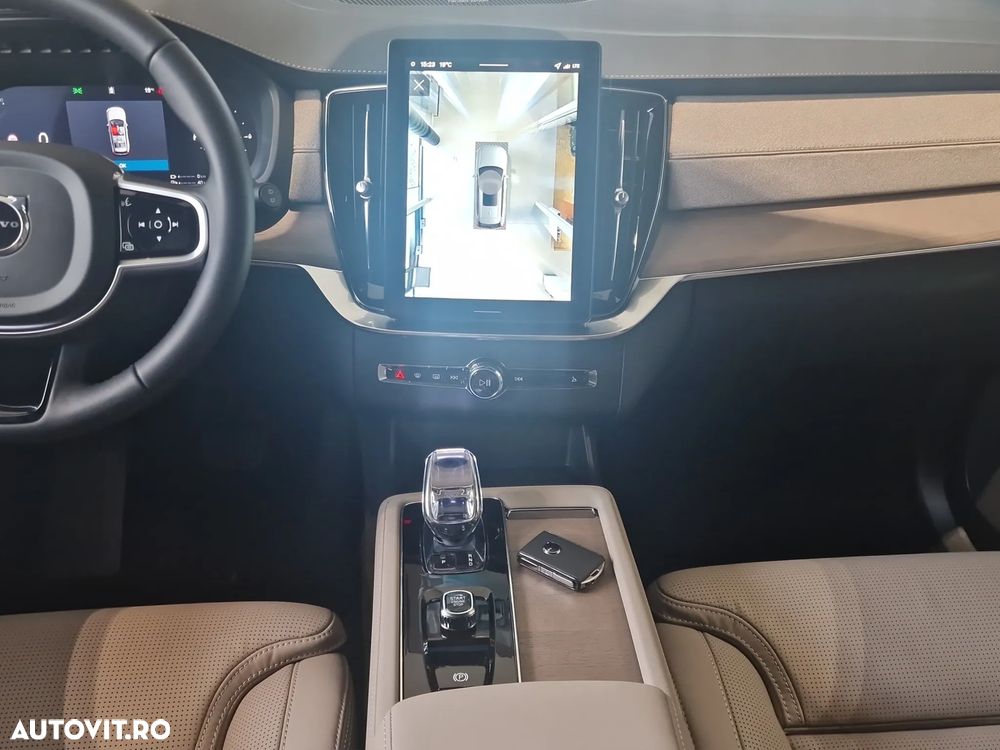Volvo XC 90 - 16