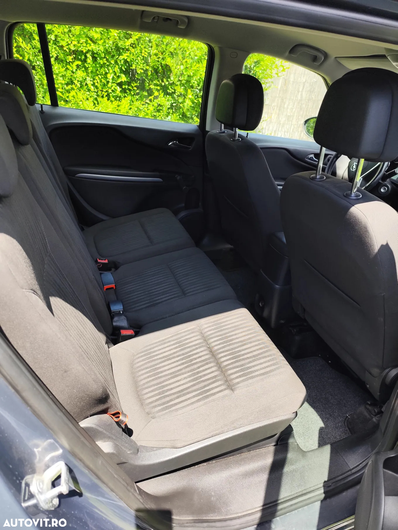 Opel Zafira Tourer 2.0 CDTI Edition - 11