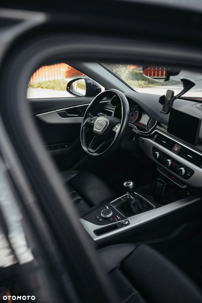 Audi A4 Limousine 2.0 TFSI ultra - 24