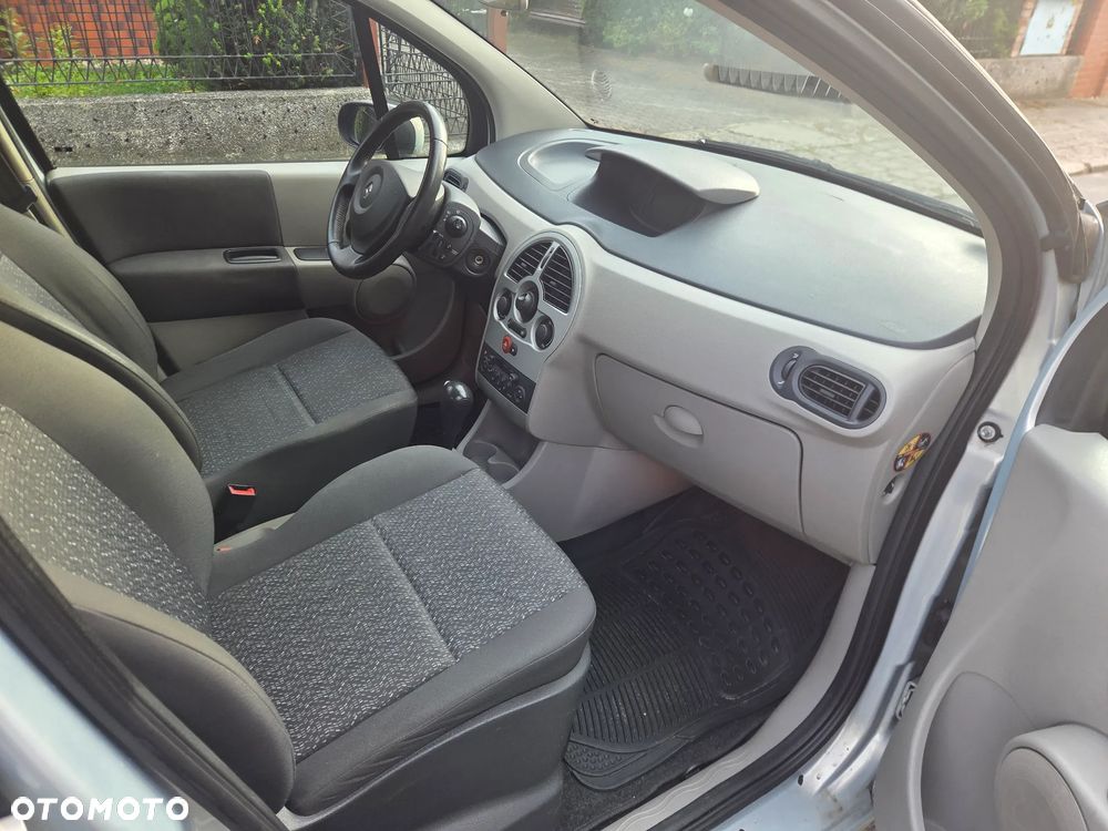 Renault Modus - 18