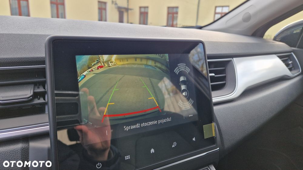 Renault Captur - 16