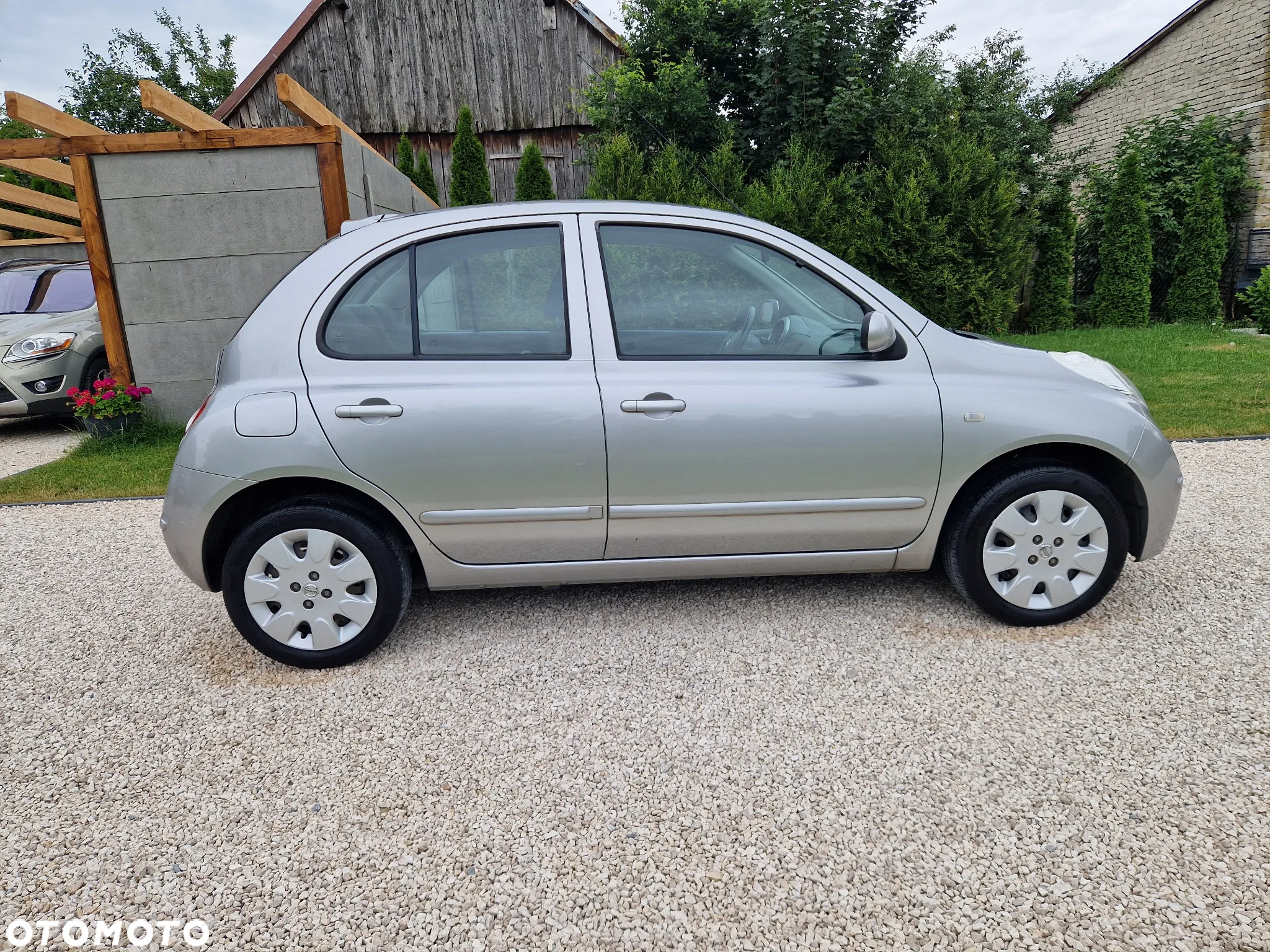 Nissan Micra - 5