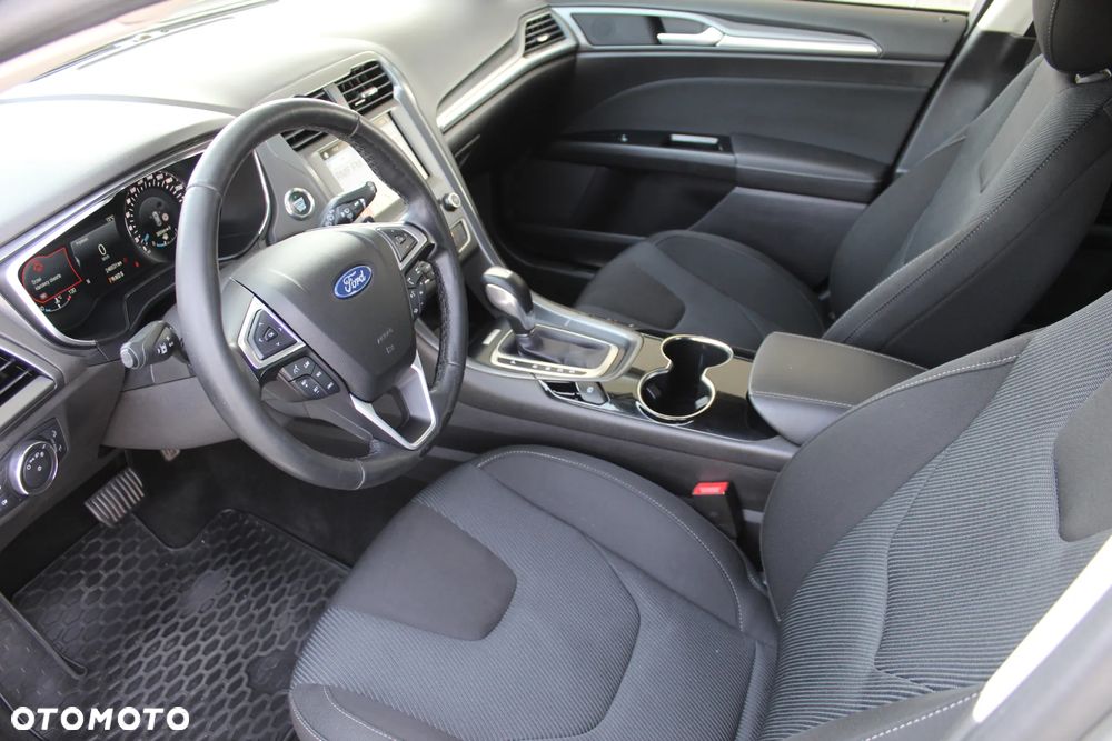 Ford Mondeo 2.0 TDCi Titanium PowerShift - 9