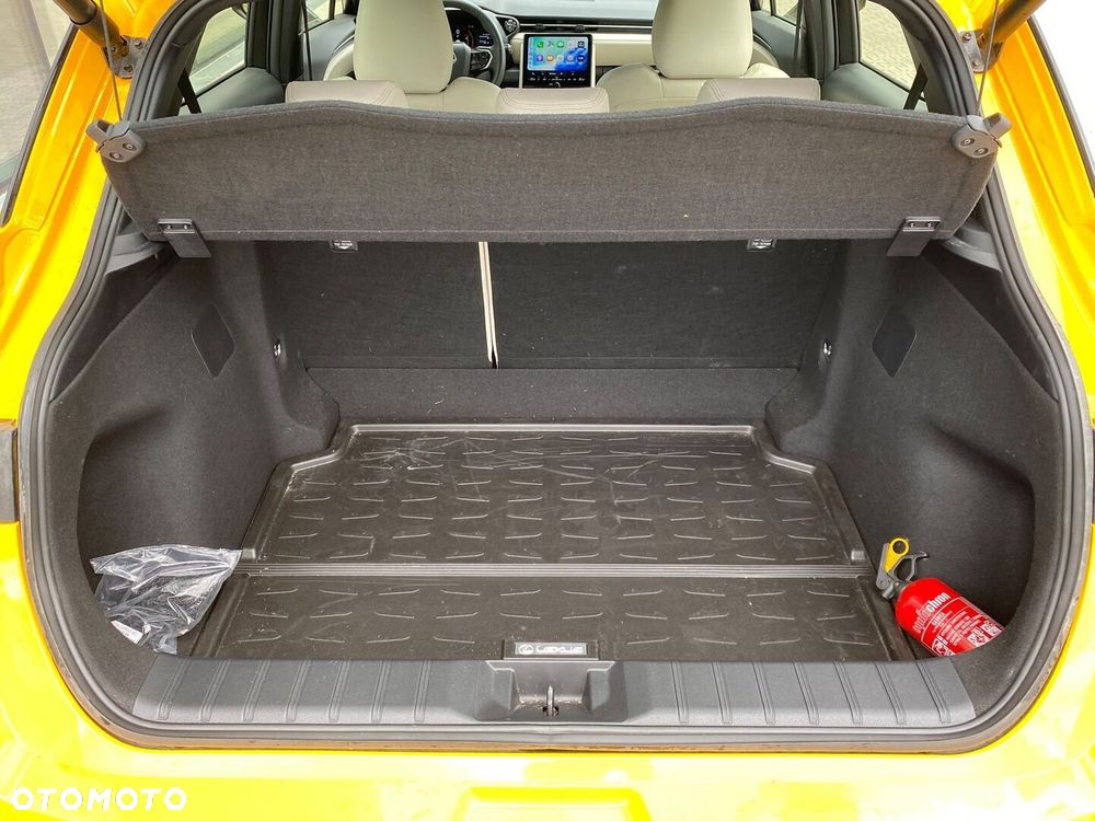 Lexus LBX 1.5 Hybrid Elegant - 32