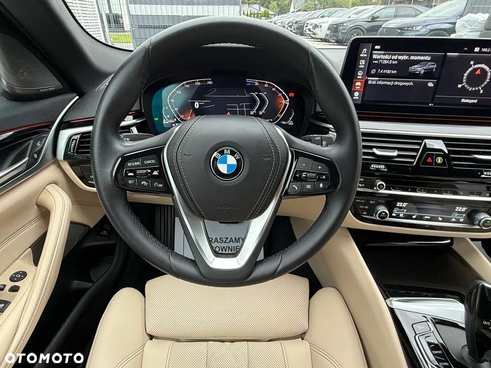 BMW Seria 5 520d Luxury Line - 37