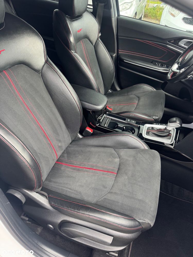Kia ProCeed 1.6 T-GDI DCT7 OPF GT - 18