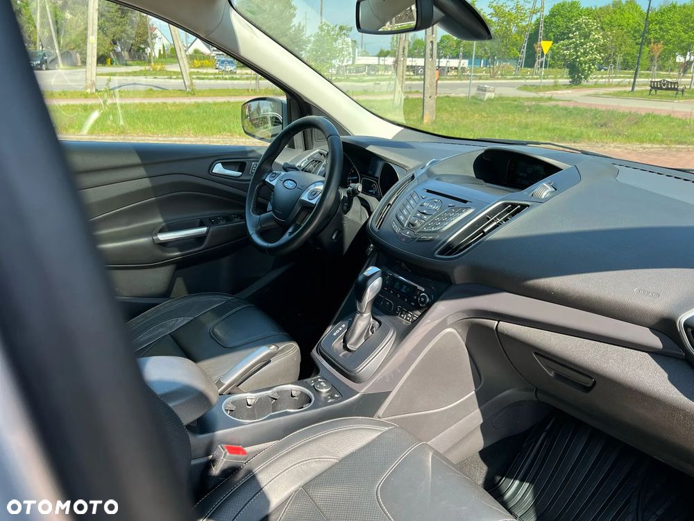 Ford Kuga - 10