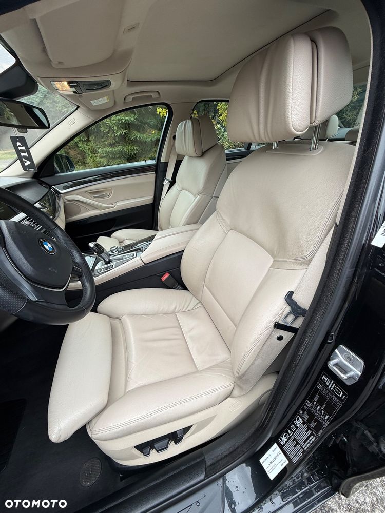 BMW Seria 5 525d xDrive - 1