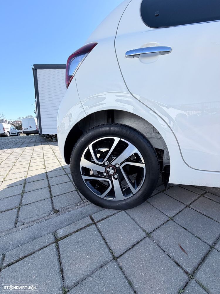 Peugeot 108 1.2 PureTech Roland Garros - 18