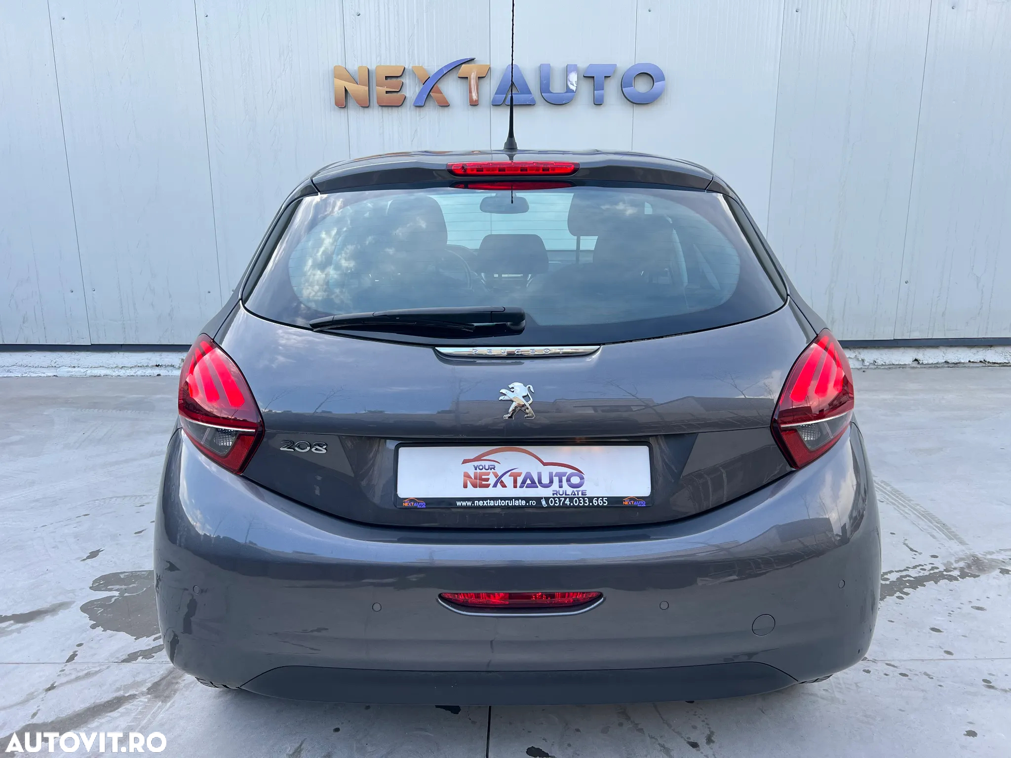 Peugeot 208 PureTech 110 Stop & Start Allure - 21