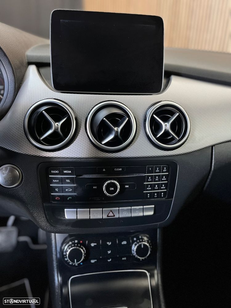 Mercedes-Benz B 180 d Urban Aut. - 18