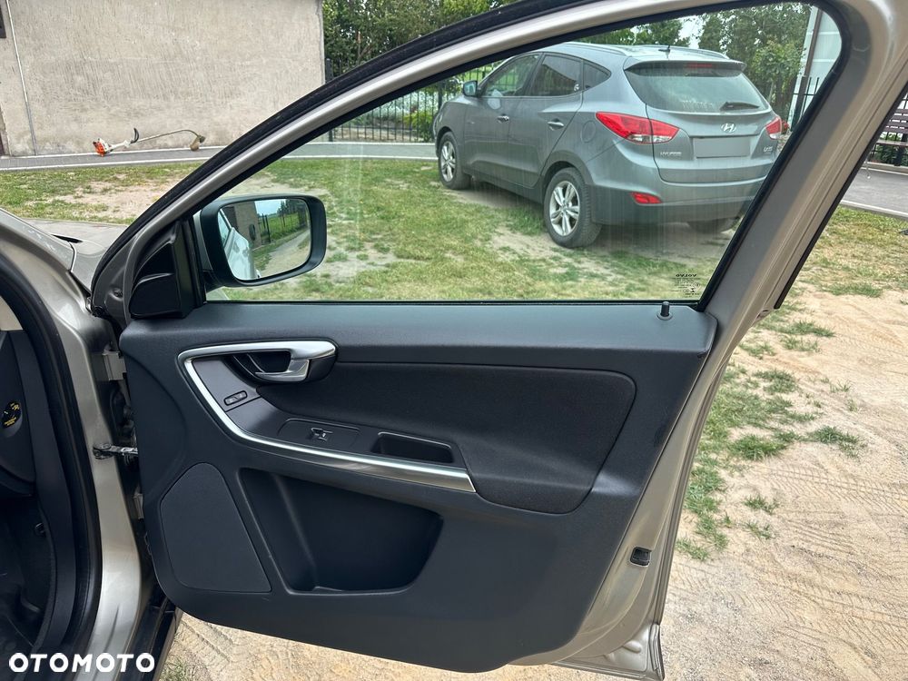 Volvo XC 60 - 23