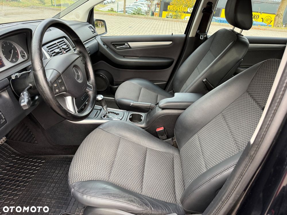 Mercedes-Benz Klasa B 200 Turbo Autotronic - 14