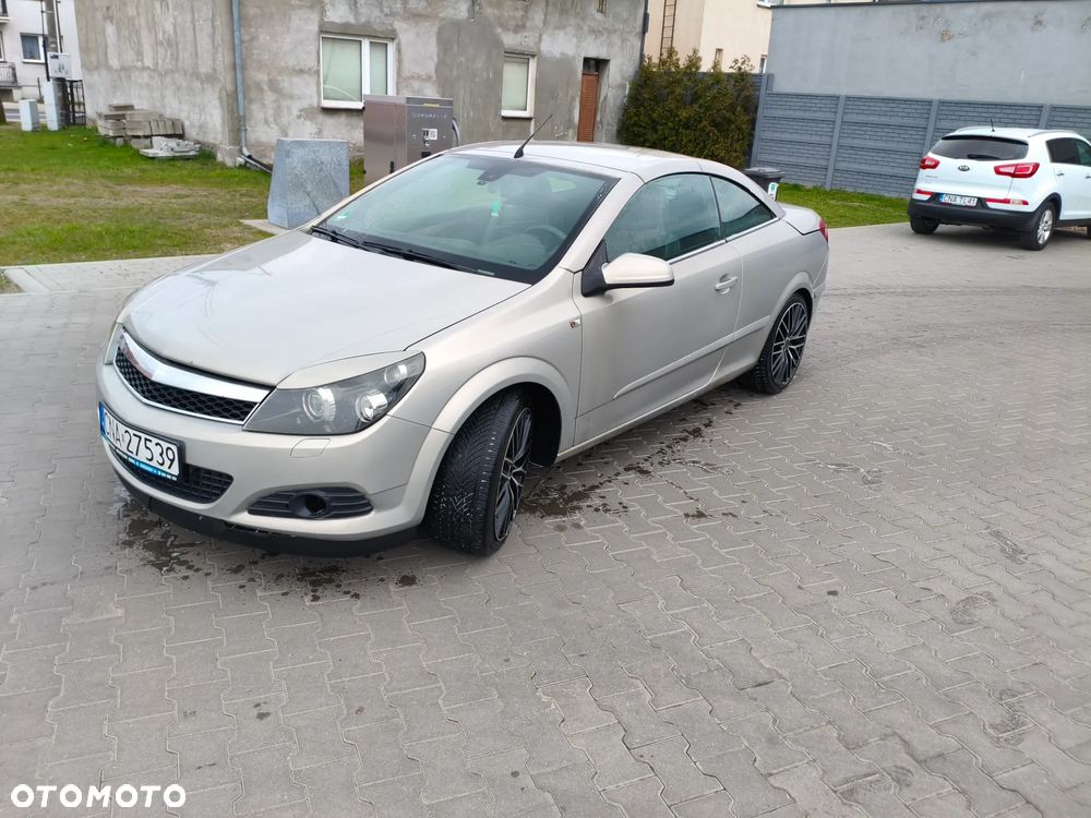 Opel Astra 2.0 T Sport - 1