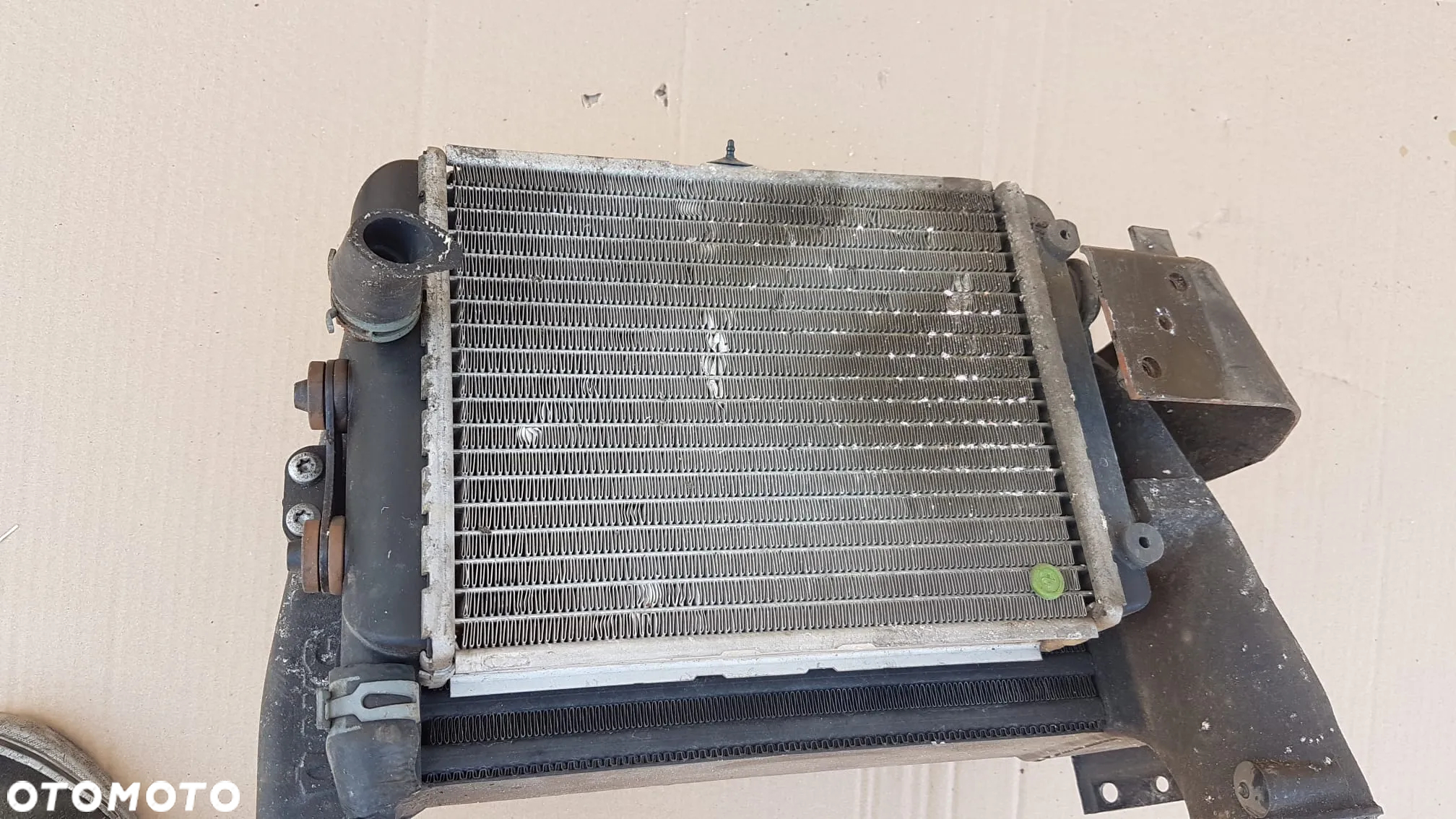 INTERCOOLER  LEWY AUDI RS6 4F0 C6 07L145805A - 5