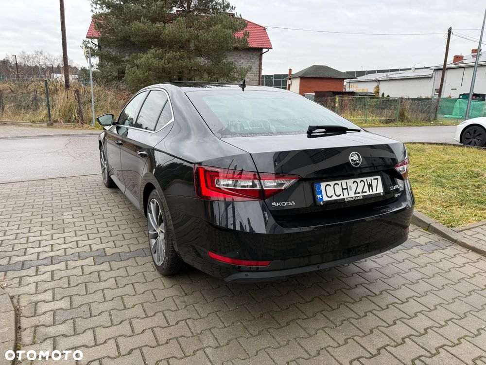 Skoda Superb 2.0 TDI 4x4 L&K DSG - 5