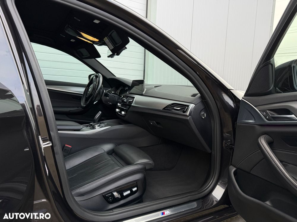 BMW Seria 5 520d Aut. - 33