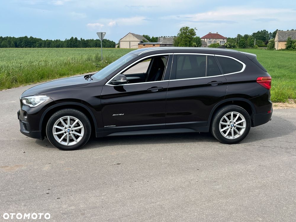 BMW X1 xDrive18d - 12