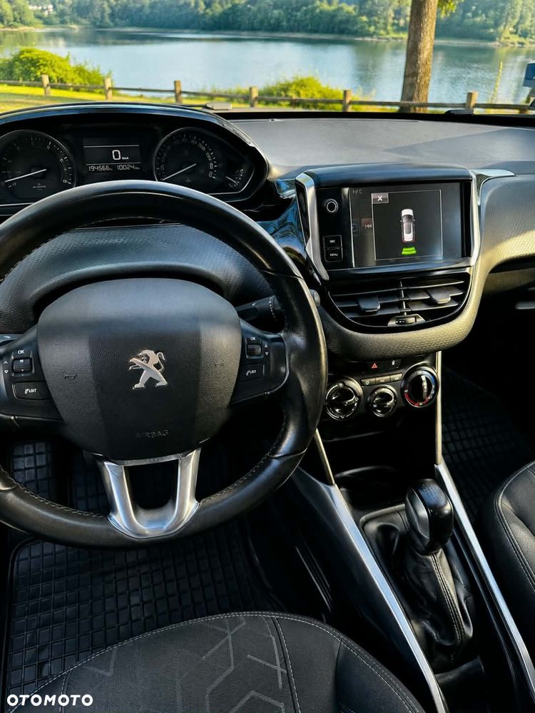 Peugeot 2008 - 5