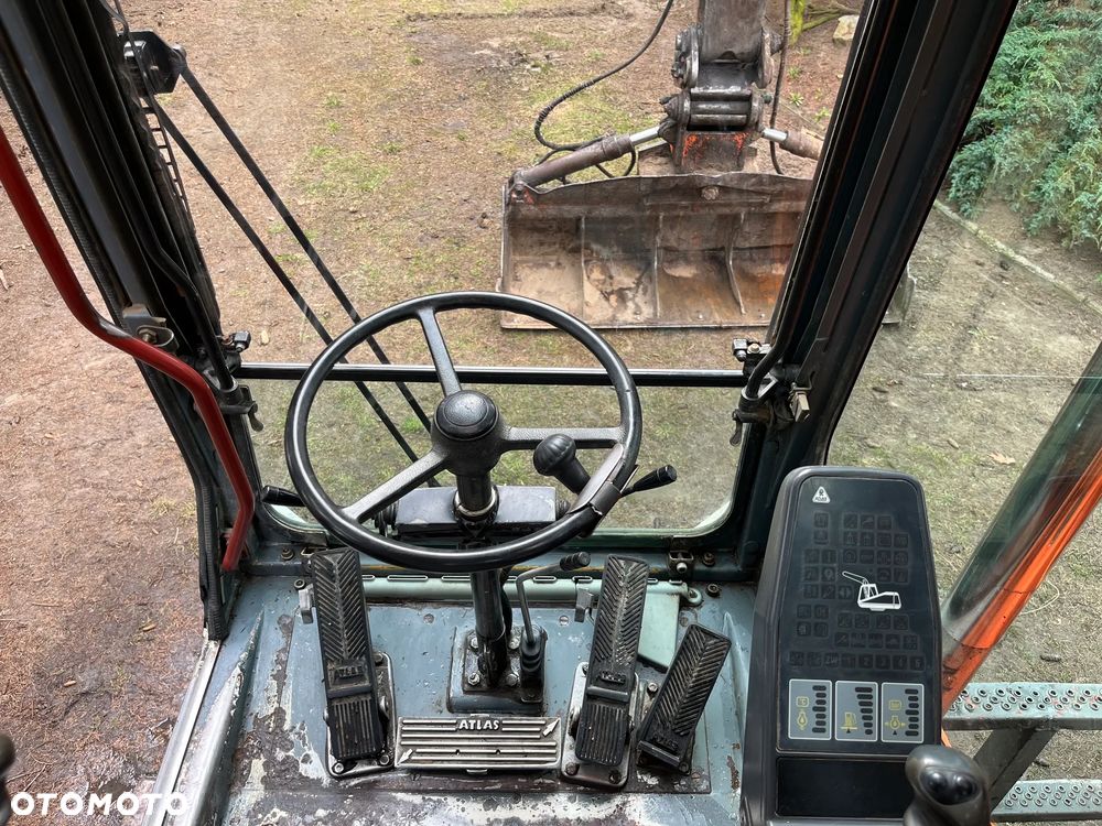 Atlas 1404 M - 12