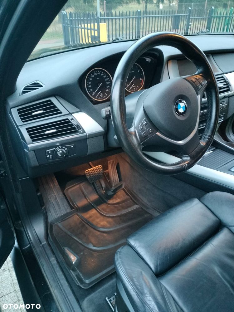 BMW X5 - 11