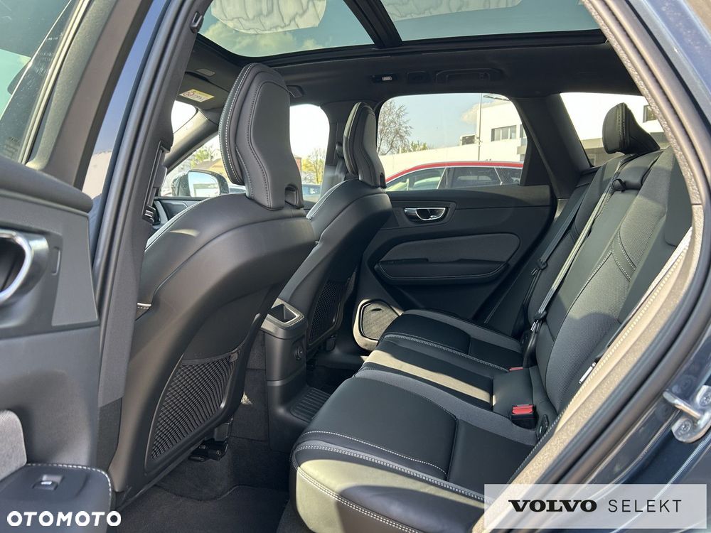 Volvo XC 60 - 30