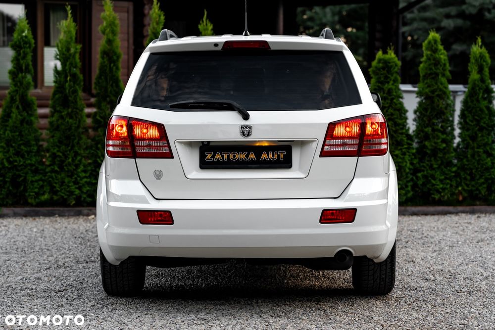 Dodge Journey 2.4 SXT - 11