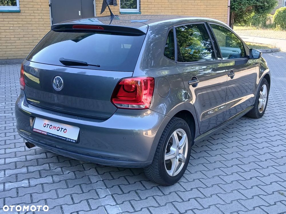 Volkswagen Polo 1.2 TSI MATCH - 14