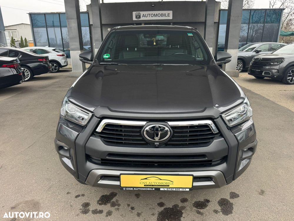 Toyota Hilux 4x4 Double Cab Autm. Invincible - 2