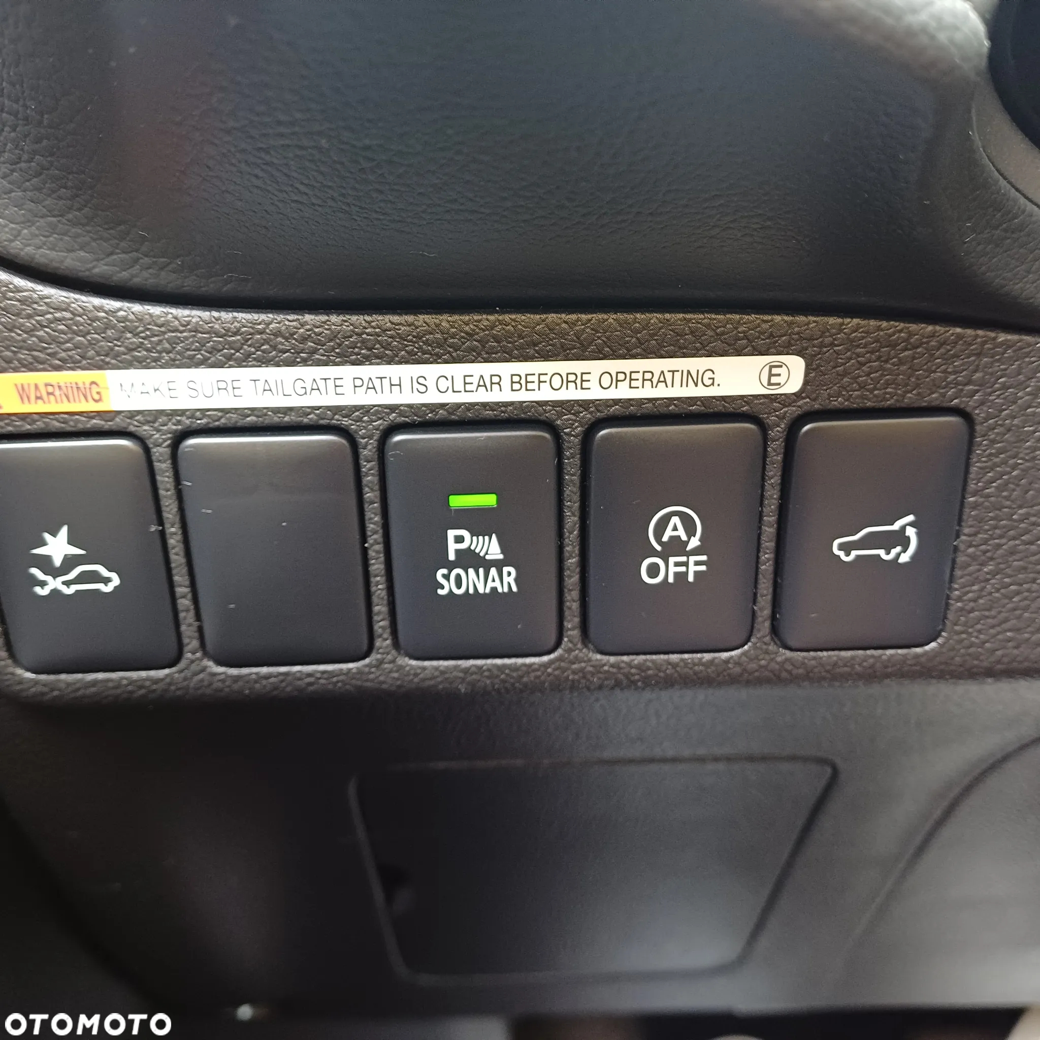 Mitsubishi Outlander - 31