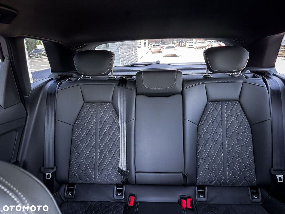 Audi Q4 e-tron - 41