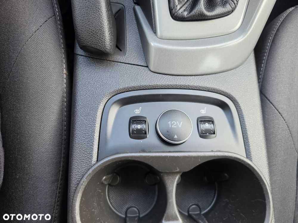 Ford Focus - 39