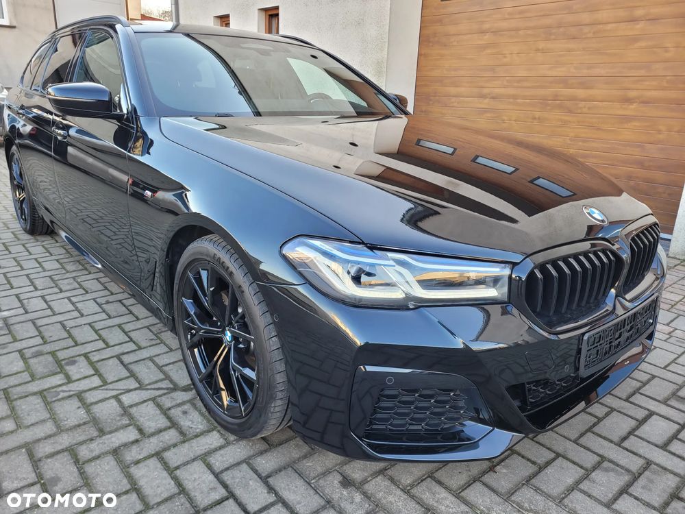 BMW Seria 5 520d M Sport Edition - 1